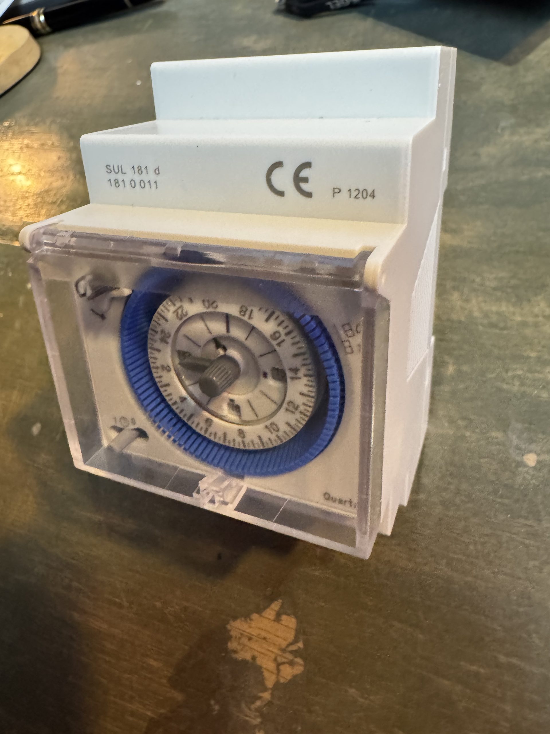 Analogue Time Switch - Image 2
