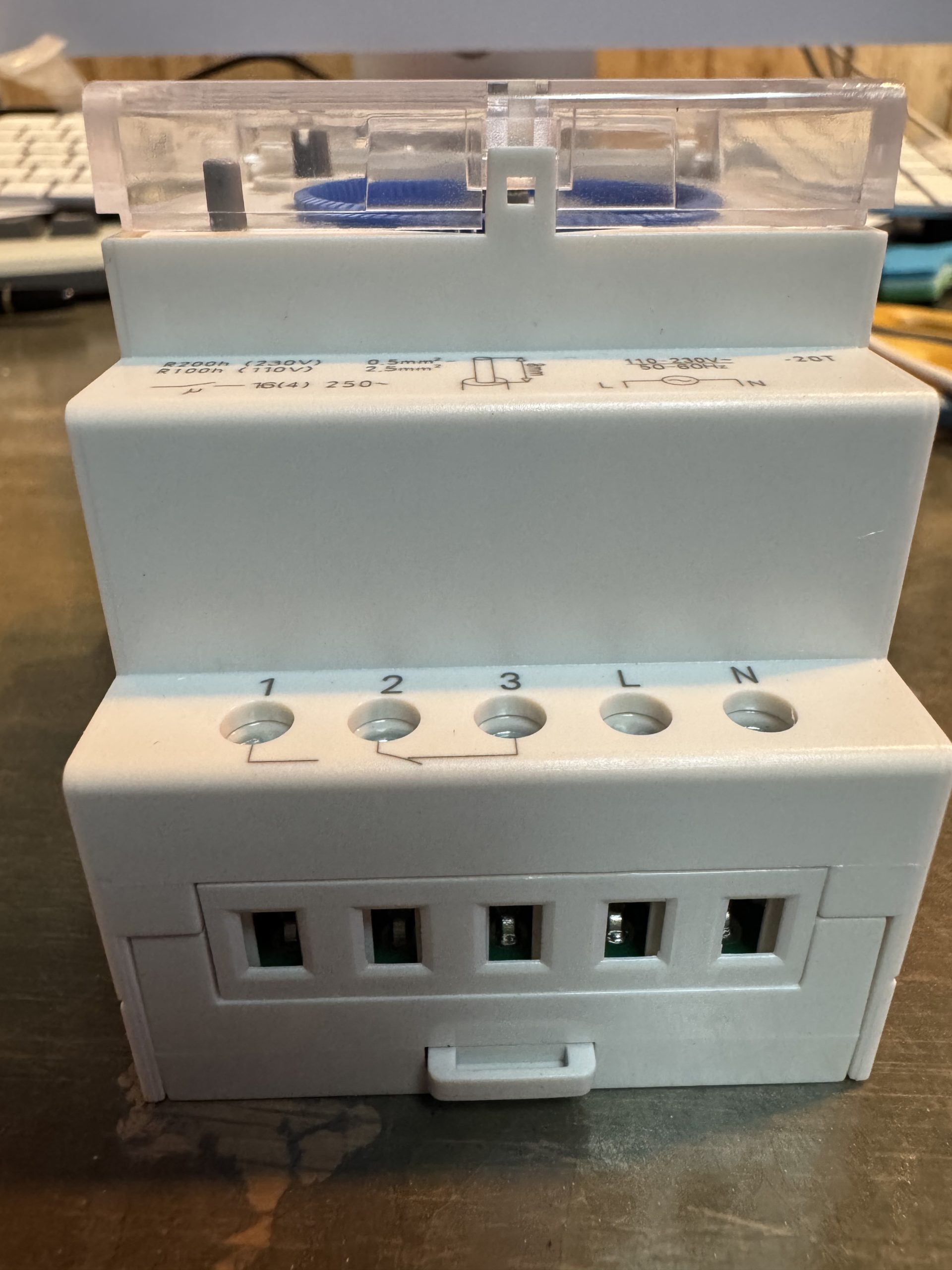 Analogue Time Switch - Image 8